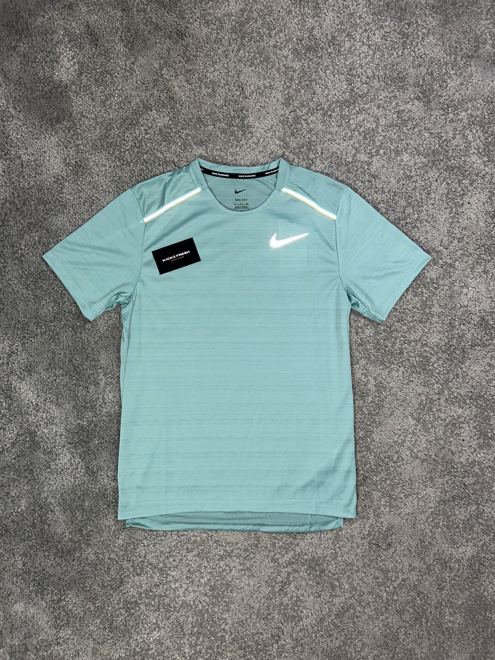 T-SHIRT NIKE MILER « MINÉRAL »