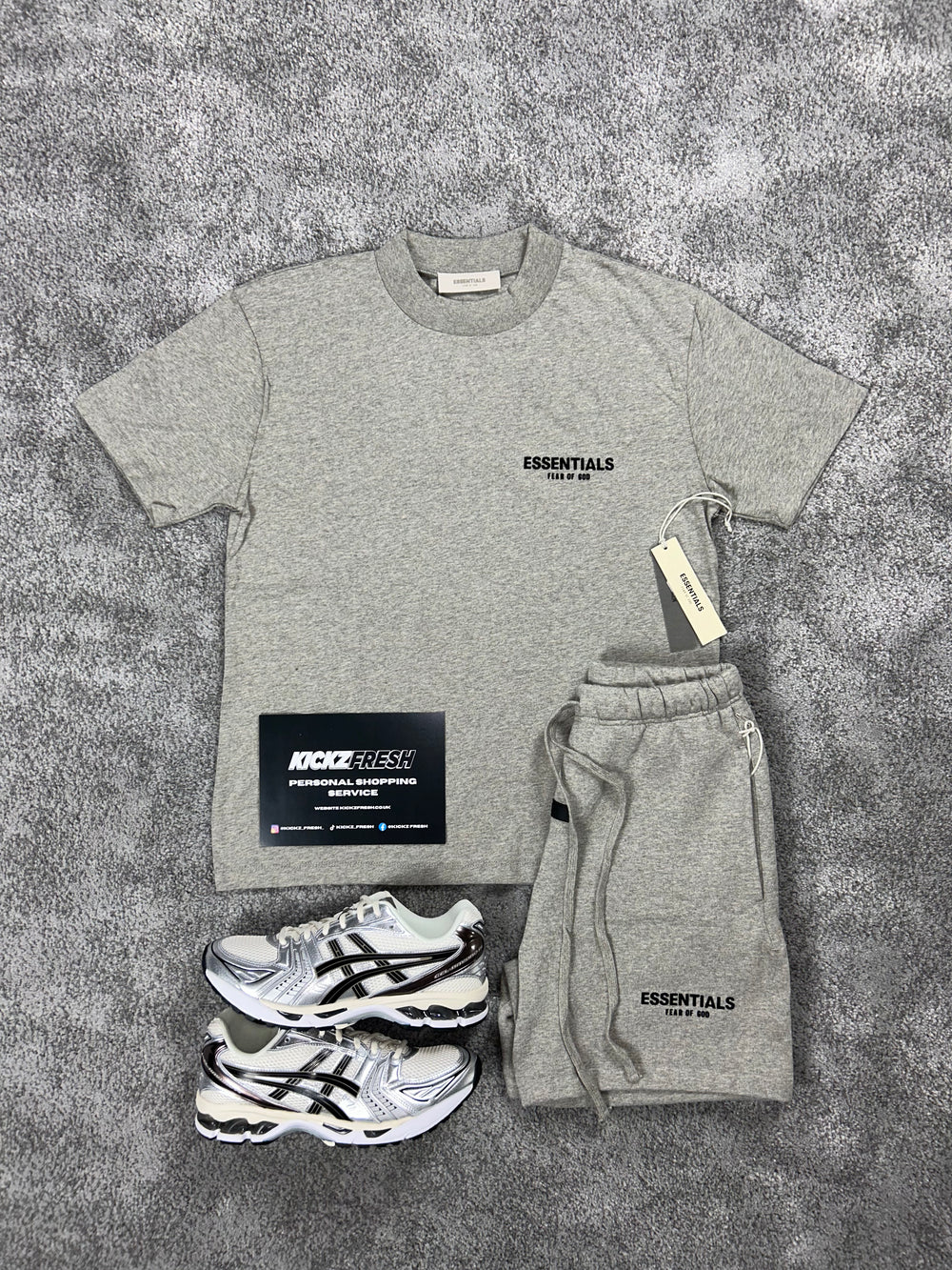 ESSENTIALS FEAR OF GOD MEN’S DARK AVEINE SET