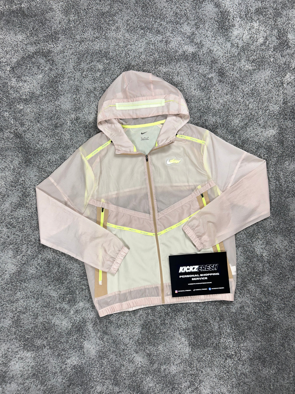 NIKE WILDRUN WINDRUNNER BEIGE LIME GREEN JACKET