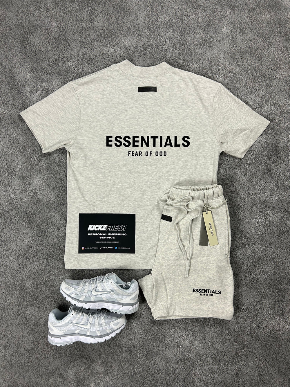 ESSENTIALS FEAR OF GOD MEN’S LIGHT AVEINE SET