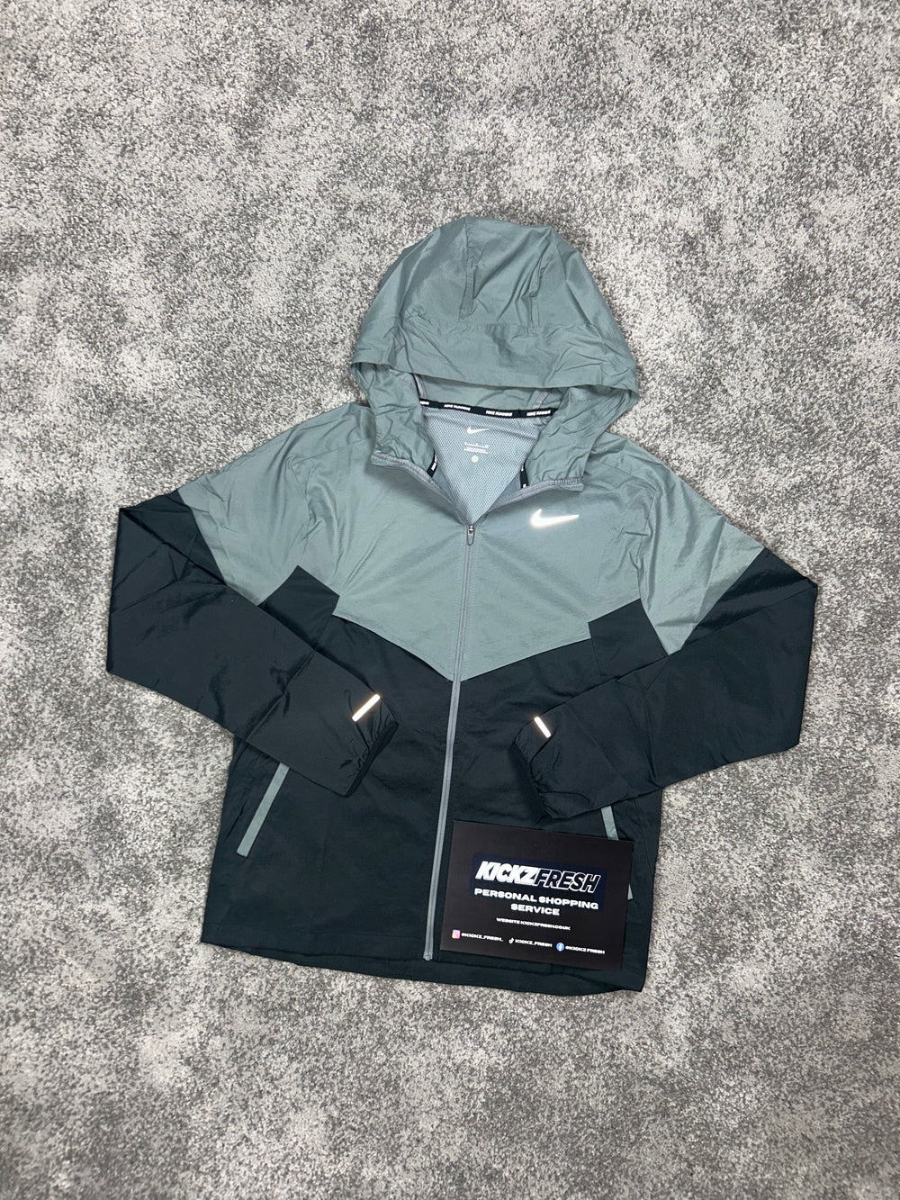 NIKE WINDRUNNER SMOKE GREY JACKET