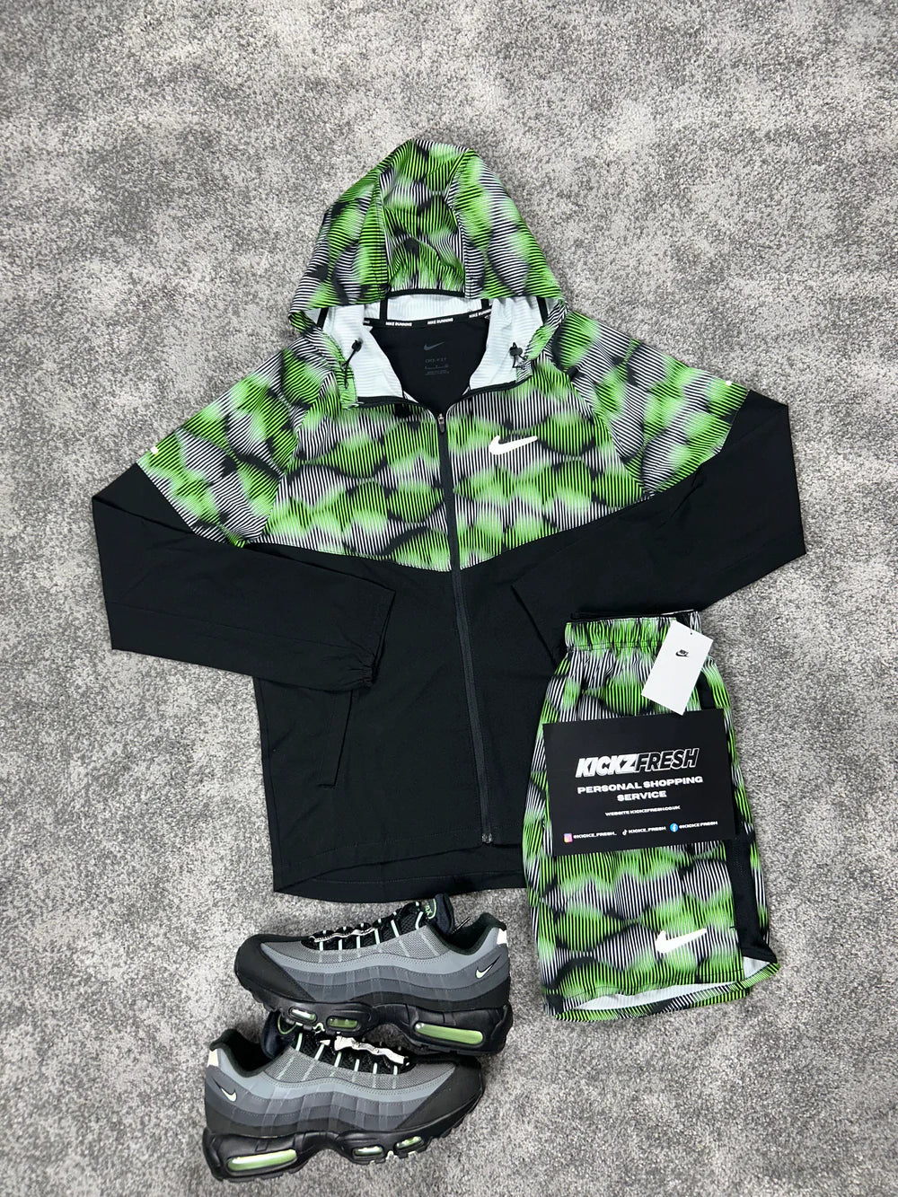NIKE WINDRUNNER MEN’S SOUNDWAVE VAPOR GREEN SET