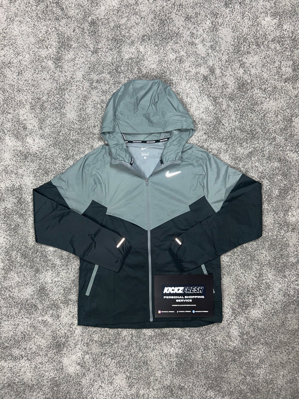 NIKE WINDRUNNER SMOKE GREY JACKET