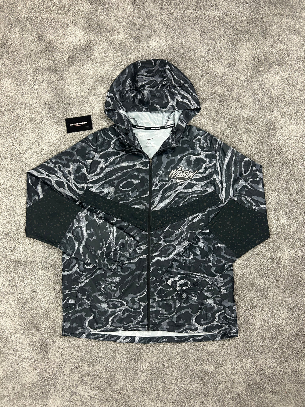 NIKE WINDRUNNER WILDRUN GALAXY PURPLE BLACK JACKET