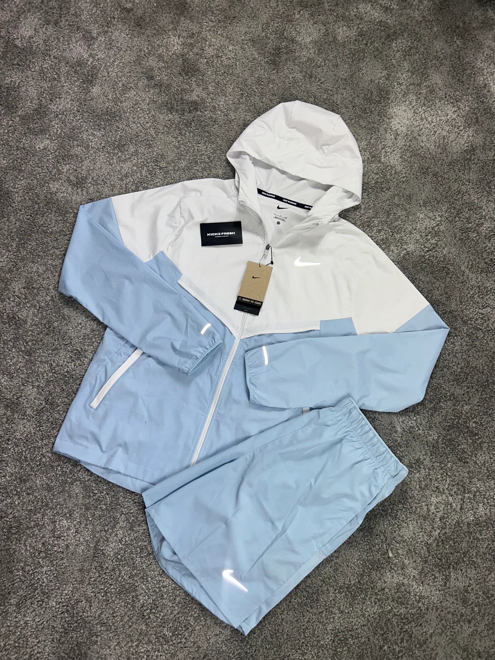 NIKE REPEL WINDRUNNER MEN’S ICE BLUE SET