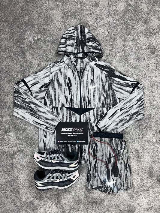 NIKE WINDRUNNER MEN’S ZEBRA SET
