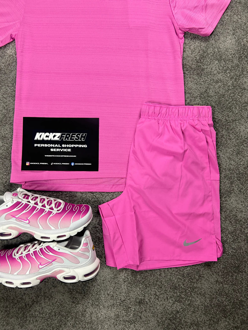 NIKE MEN’S MILER HYPER PINK SET