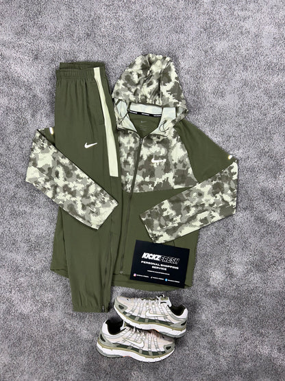 NIKE WINDRUNNER CAMO CARGO KHAKI TRACKSUIT