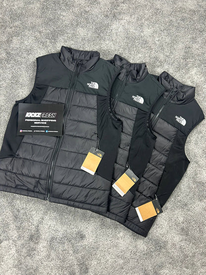 THE NORTH FACE PADDED SLEEVELESS VEST
