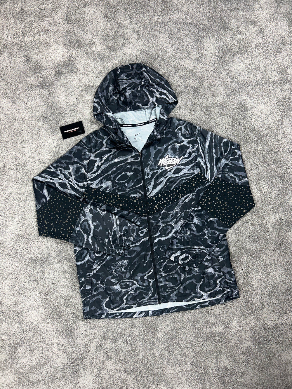 NIKE WINDRUNNER ‘LIQUID METALLIC’ JACKET