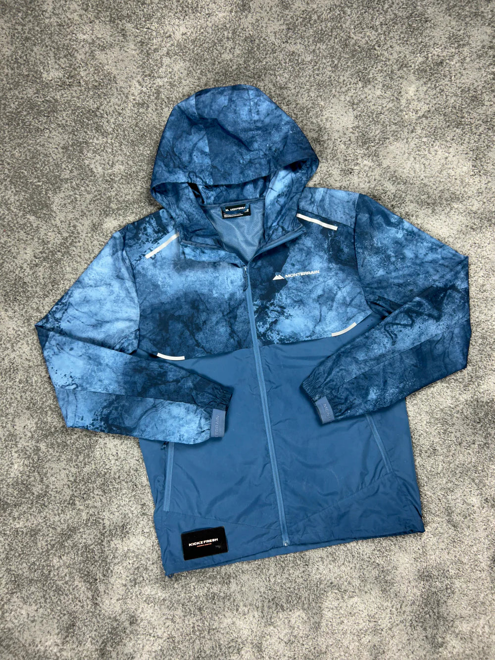 MONTREAIN WINDRUNNER ‘GLACIAL BLUE’ JACKET