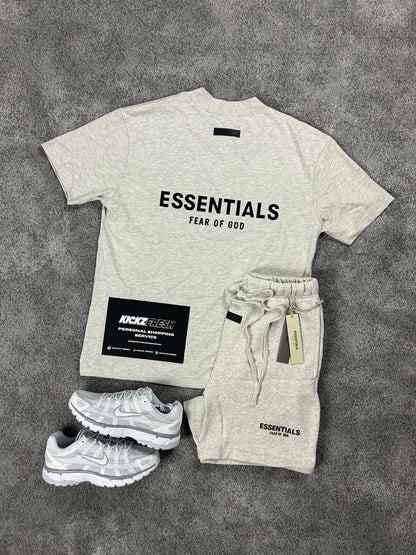 ESSENTIALS FEAR OF GOD MEN’S LIGHT AVEINE SET