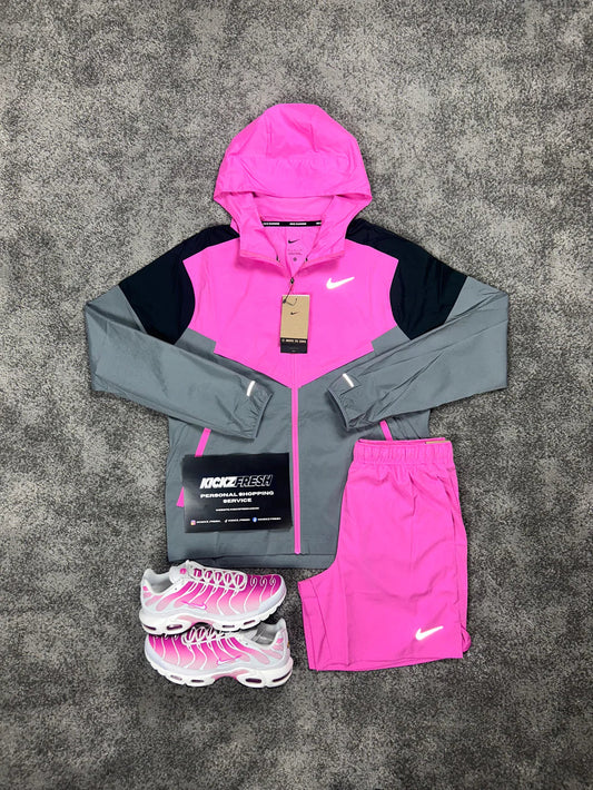 NIKE WINDRUNNER MEN’S HYPER PINK SET