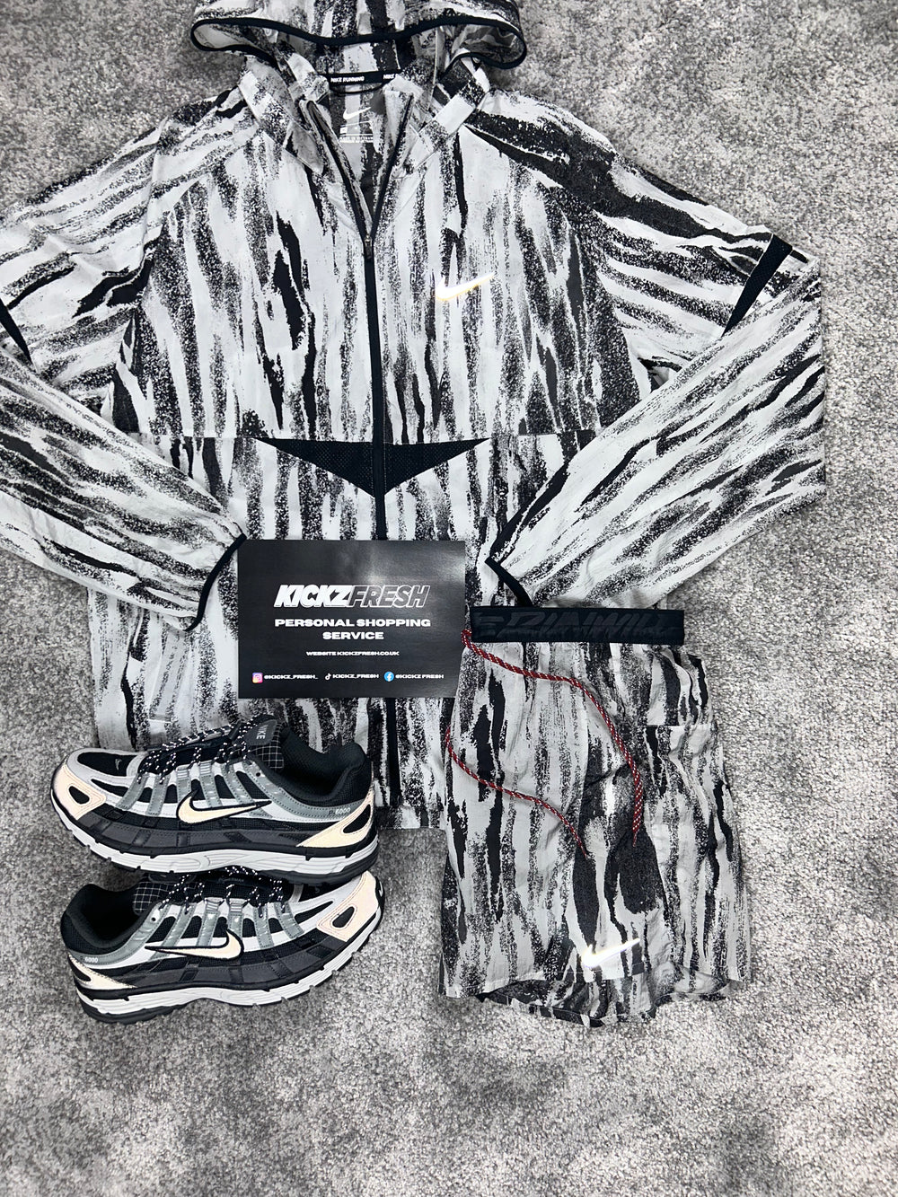 NIKE WINDRUNNER MEN’S ZEBRA SET