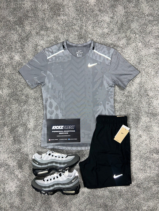 NIKE MEN’S TOKYO MILER GREY SET