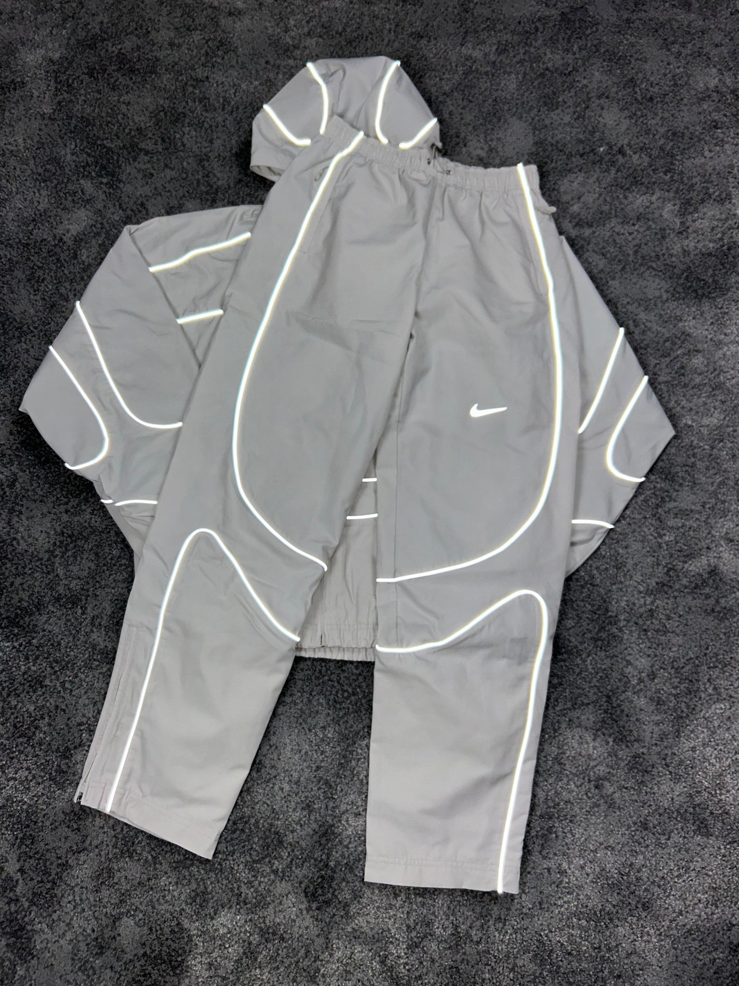 CORTEIZ RTW X NIKE NRG REFLECTIVE JACKET