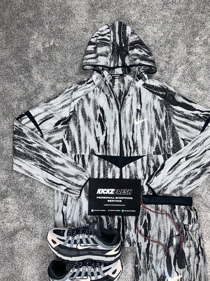 NIKE WINDRUNNER MEN’S ZEBRA SET