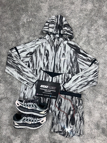 NIKE WINDRUNNER MEN’S ZEBRA SET