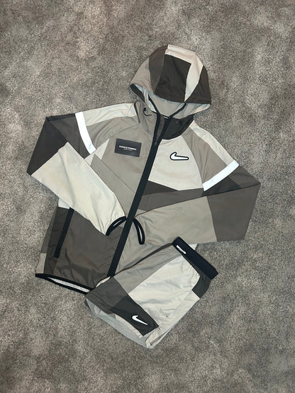 NIKE WILDRUN MEN’S GREY PATCHWORK SET