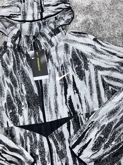 NIKE WINDRUNNER JACKET ZEBRA ‘BLACK WHITE