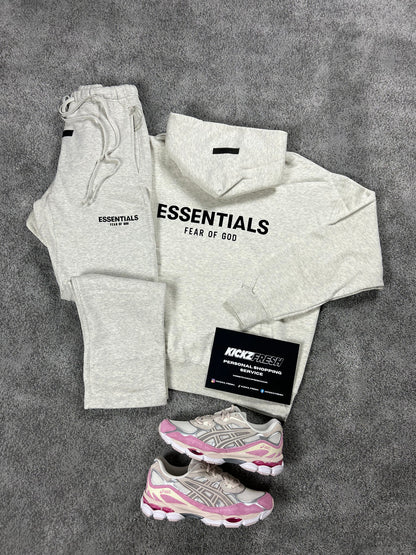 ESSENTIALS FEAR OF GOD LIGHT AVEINE OPEN-HEM TRACKSUIT
